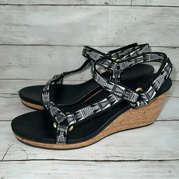 Teva Arrabelle Aztec Cork Wedge Sandals Women’s Size 11 Black - Picture 3 of 7